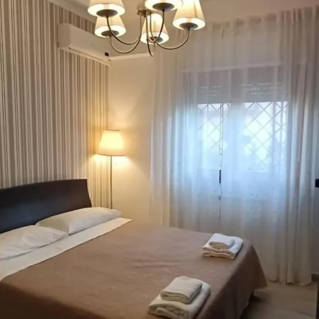 Apartment Di Zeno Rom